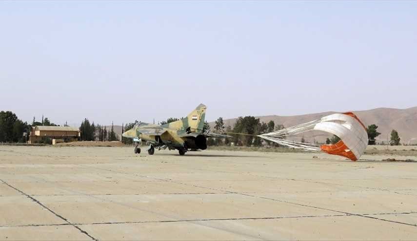 لافروف: التفكير باستهداف المطارات العسكرية السورية 