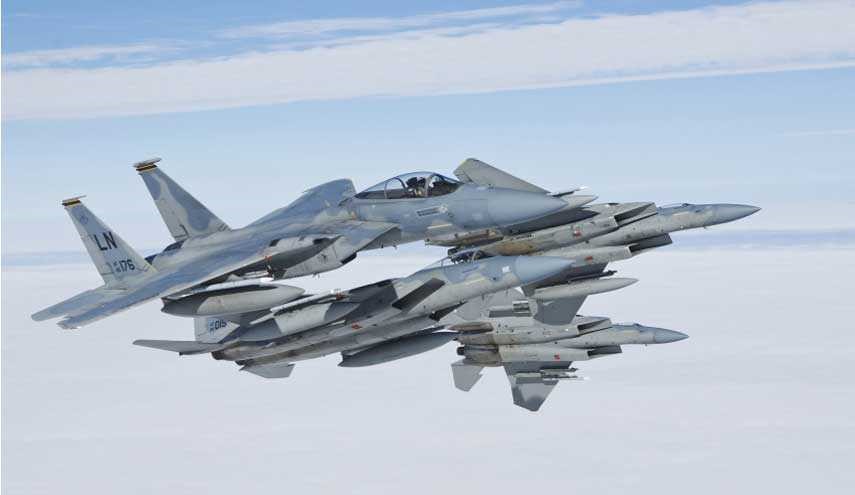 جنگنده‌های روسیه و آمریکا تا آستانۀ برخورد در سوریه پیش رفتند