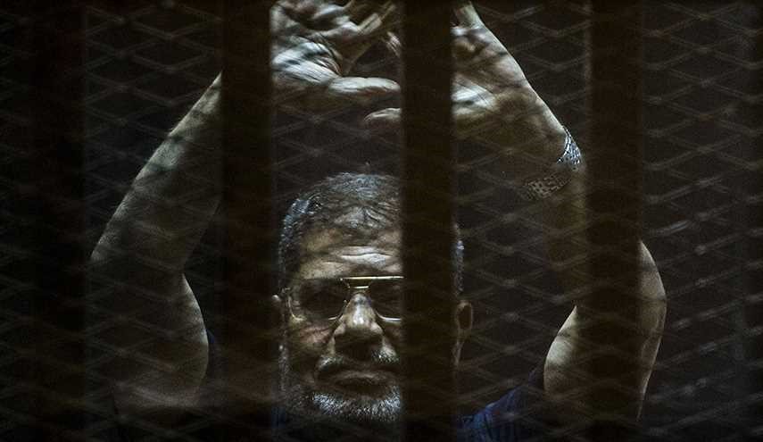 الغاء احكام اعدام بحق محمد مرسي وبديع و4 من قيادات الاخوان
