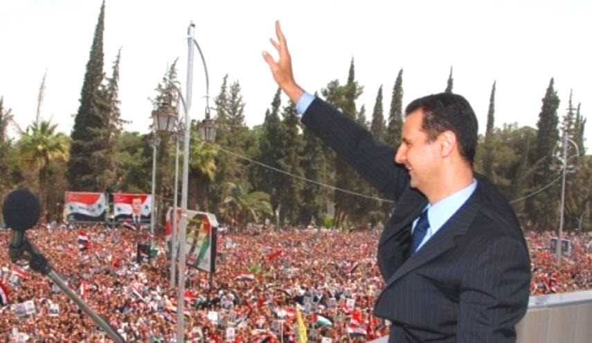عامل بناء سوري يكشف.. كيف كانت الحياة مع بشار الأسد؟