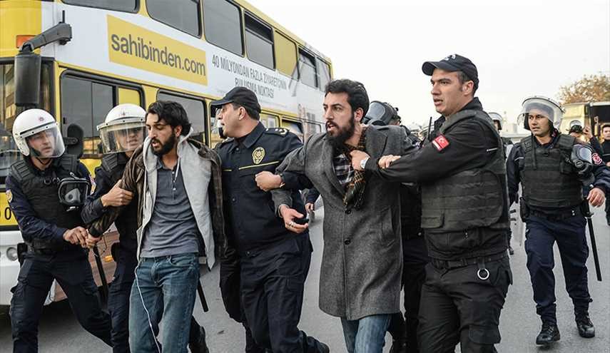 السلطات التركية تعتقل 103 أكاديميين في أسطنبول