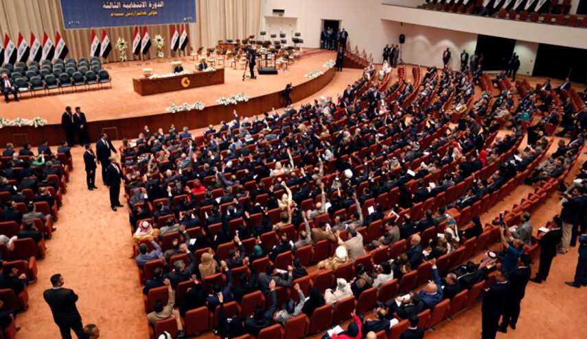 البرلمان العراقي يوافق على قانون يدمج الحشد الشعبي بالجيش