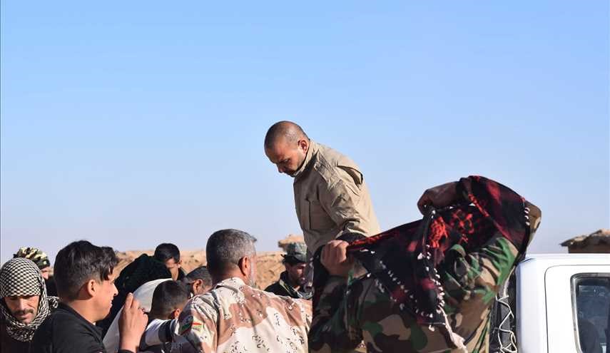 بالصور ...تقديم الدعم اللوجستي لقوات الحشد الشعبي العراقية خلال تحريرهم للموصل