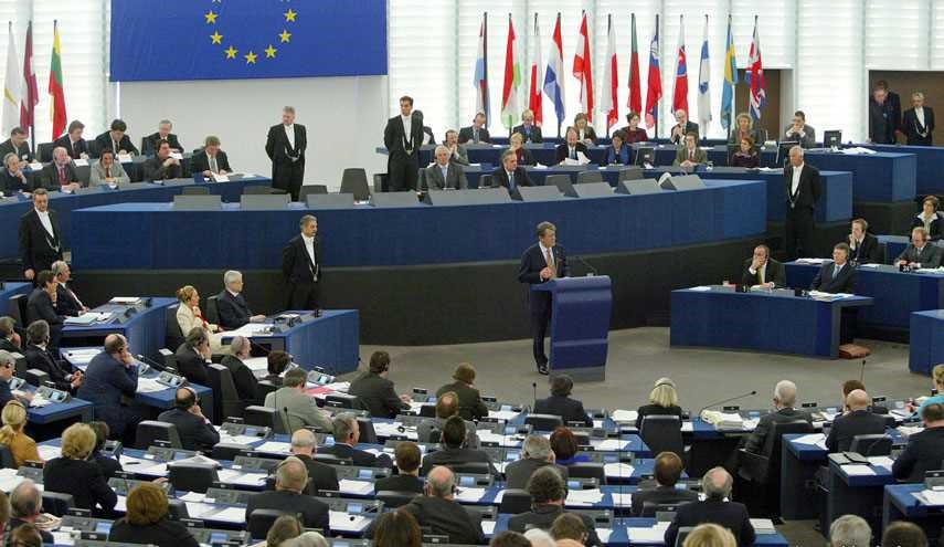 البرلمان الاوروبي يطالب حكومة بورما بوقف اضطهاد الروهينغا