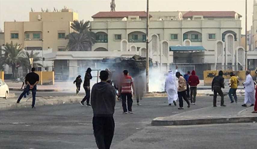 بالصور: قوات النظام البحريني تشتبك مع متظاهرين في سترة
