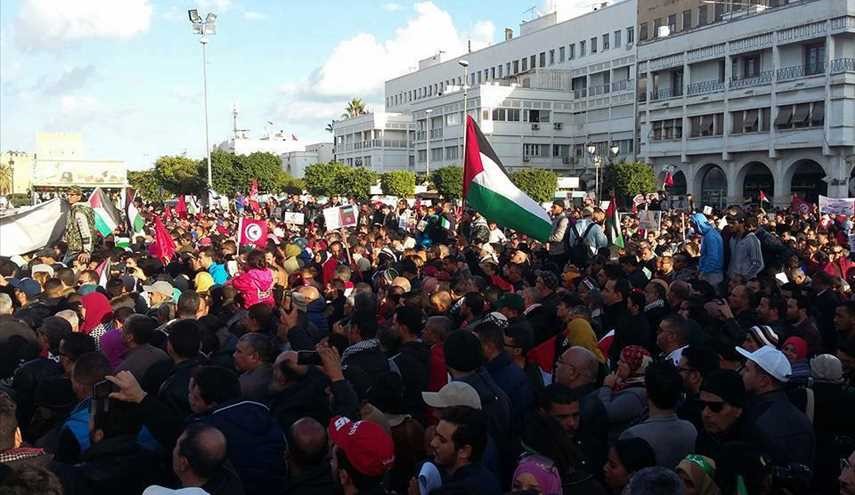 الآلاف يشاركون في مسيرات بتونس تكريما للمهندس الزواري+صور