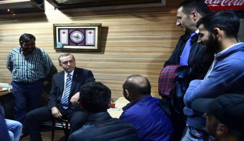 هكذا عاقب اردوغان مدير مطعم رفض تقديم الشاي له!