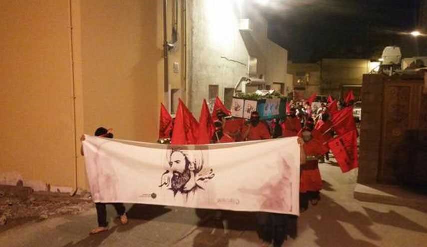 مسيرات تأبينيّة للشهيد النمر تعمّ مناطق البحرين