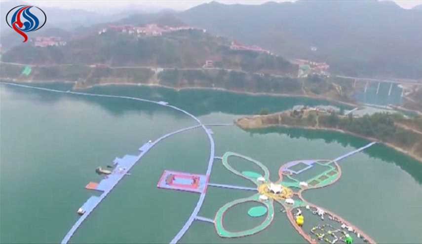 افتتاح بزرگترین پیاده‌راه شناور جهان در چین +عکس