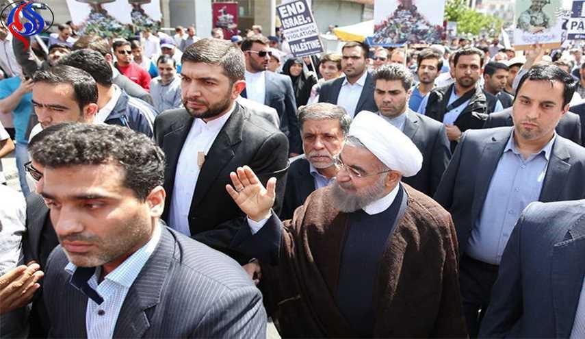 روحانی به جمع راهپیمایان تهرانی پیوست