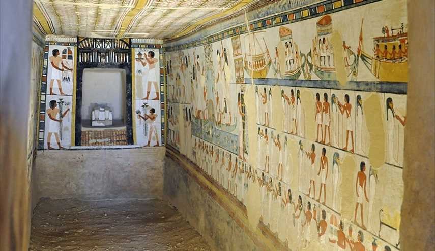 بالصور..مقبرة 