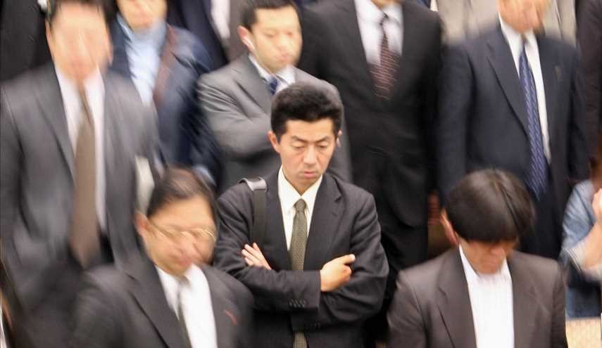تشویق کارگران ژاپنی به کاهش ساعات کار