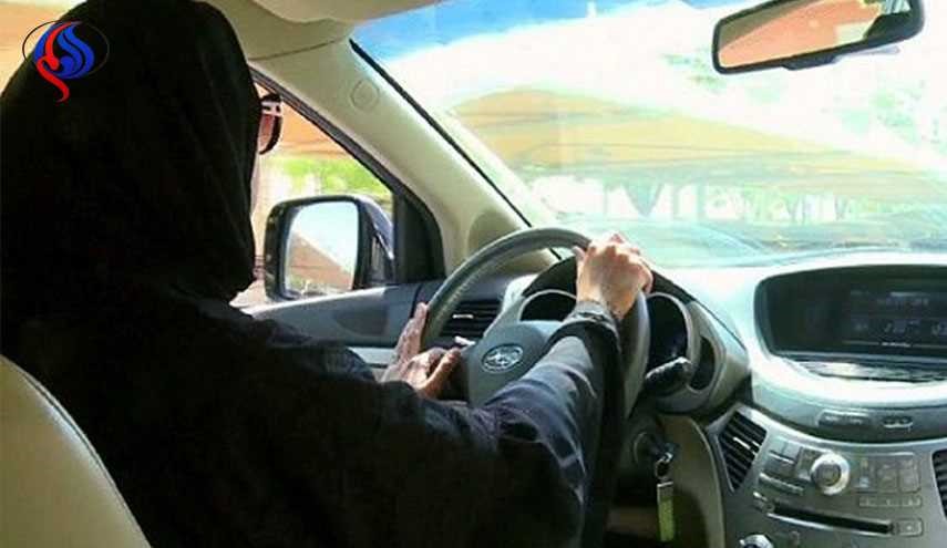 النساء السعوديات يحظين برخص قيادة قريباً لأول مرة منذ اختراع السيارات!
