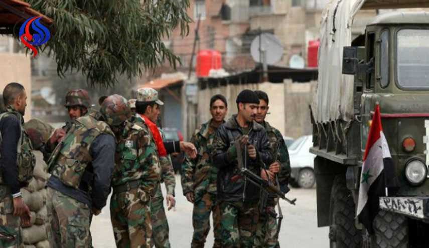 الجيش السوري یفتح حاجز الشؤون بحي الوعر في حمص