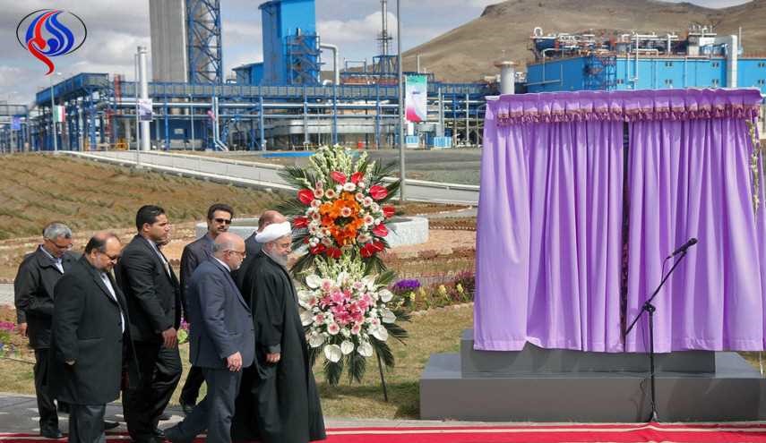 الرئيس روحاني: ايران ماضية في طريق التقدم والازدهار