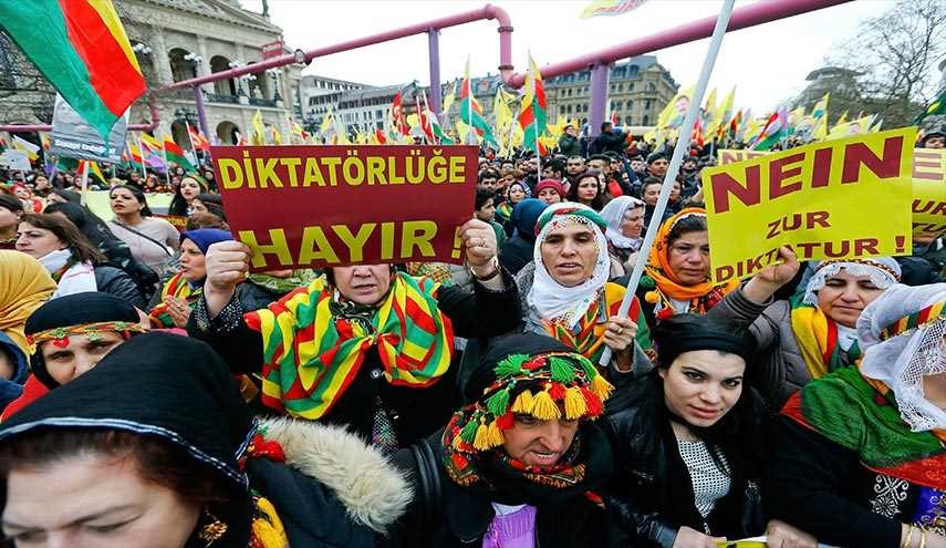 تركيا تستدعي سفير سويسرا احتجاجا على سماحها بتظاهرة للاكراد