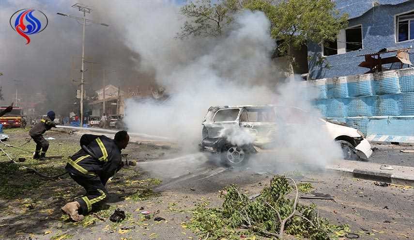 مقتل 10 أشخاص بانفجار قنبلة استهدفت حافلتهم جنوبي الصومال