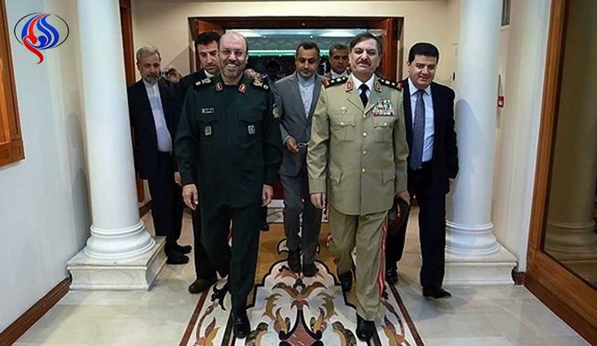 وزيرا الدفاع الايراني والسوري يؤكدان تصعيد العمل العسكري ضد الارهابيين