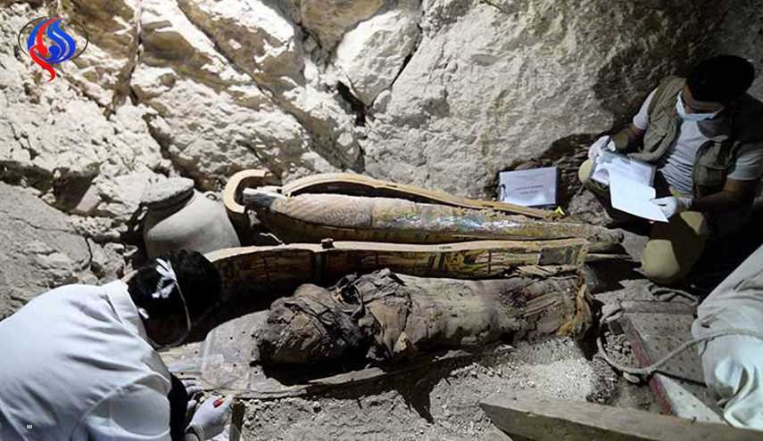 اكتشاف 8 مومياوات في مقبرة فرعونية بالقرب من الاقصر