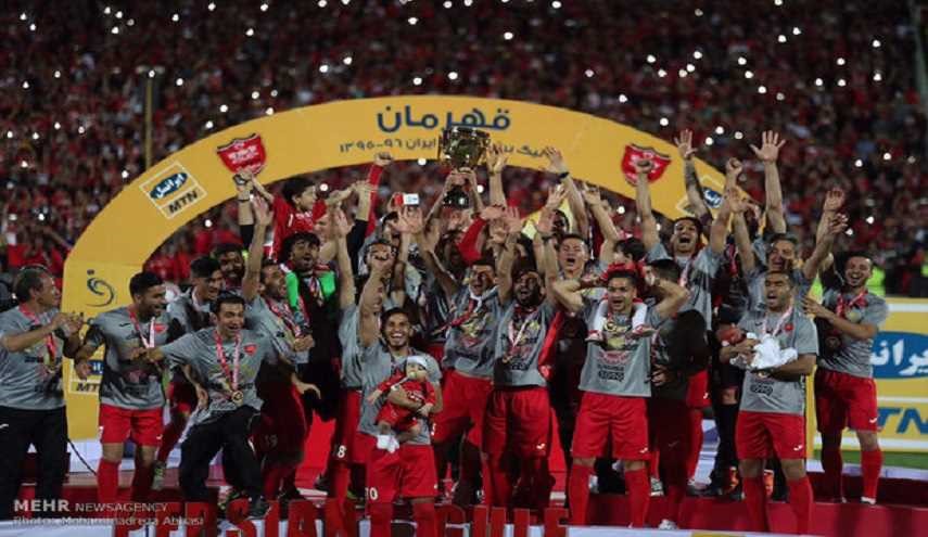 شاهد... برسبوليس طهران يحتفل بتتويجه بلقب الدوري الايراني الممتاز لكرة القدم
