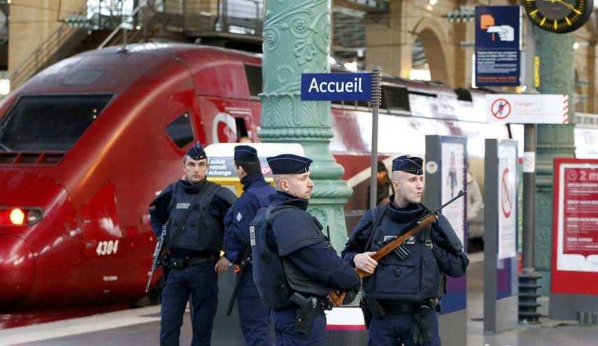 هشدار امنیتی، قطار پاریس را تعطیل کرد