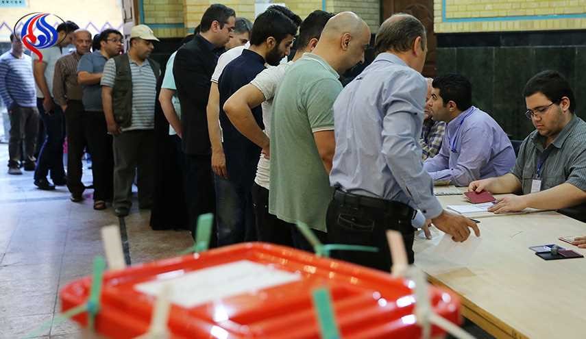 عدد الناخبين المشاركين في الانتخابات الايرانية يتجاوز 20 مليونا