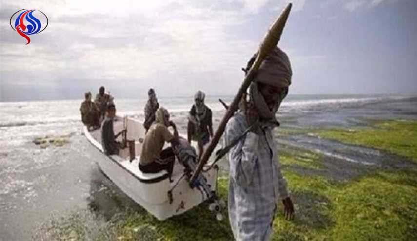 قراصنة صوماليون يخطفون سفينة صيد إيرانية