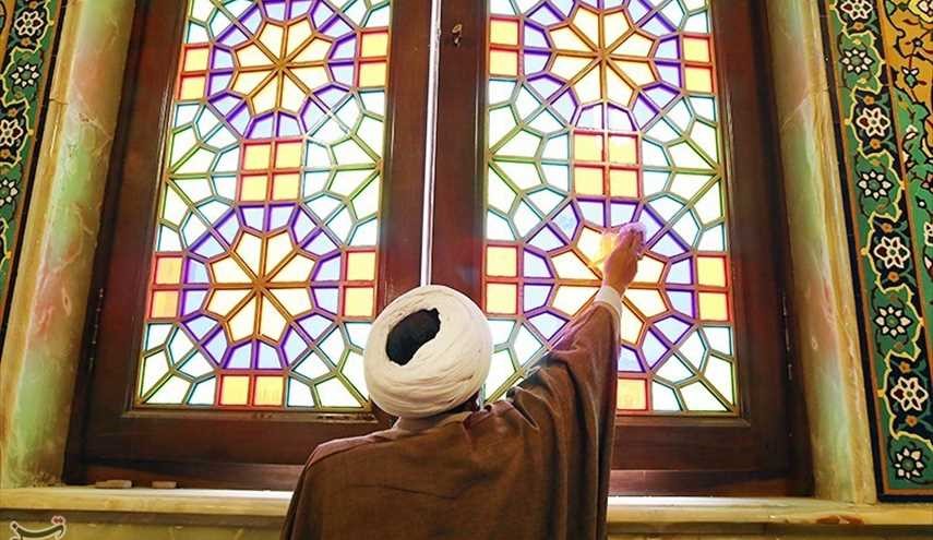 غبارروبی مساجد در آستانه ماه مبارک رمضان/ تصاویر
