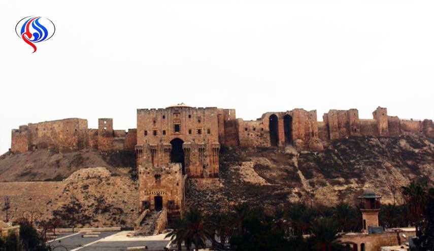 قلعة حلب تستقبل أول رحلة سياحية منذ انتهاء القتال