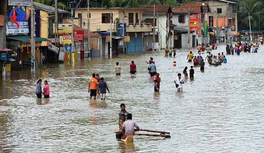 الفيضانات تقتل 146 شخصا وتهجر 500 الف في سريلانكا