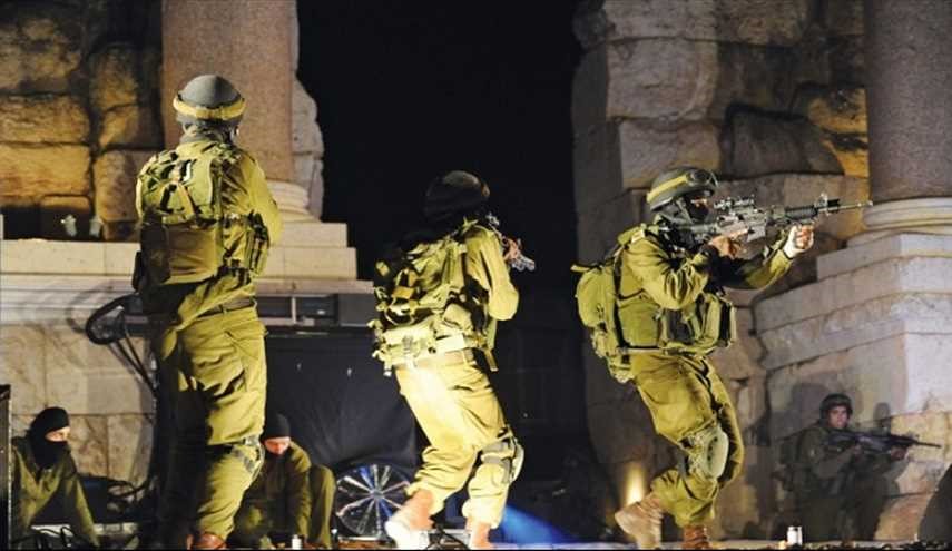 الاحتلال يشن حملة مداهمات واعتقالات تطال 8 فلسطينيين في الضفة والقدس