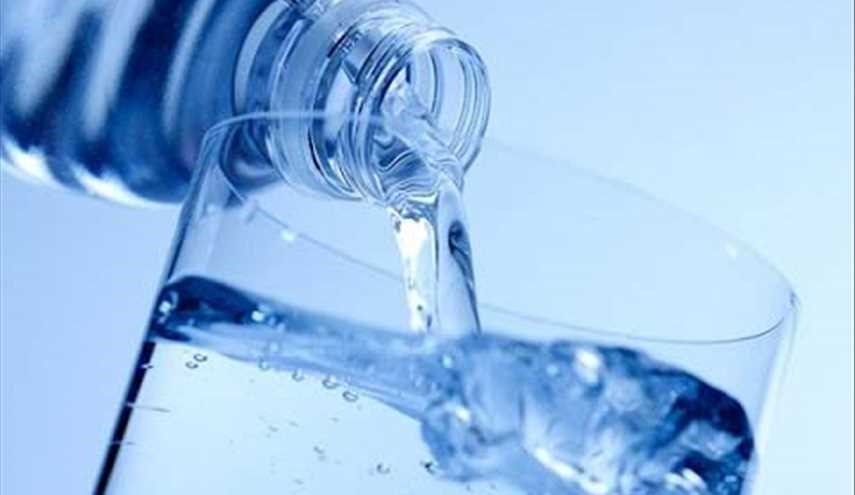 تحذير.. هذا ما يفعله الإفراط بشرب الماء في وقت قصير في رمضان بجسمكم!