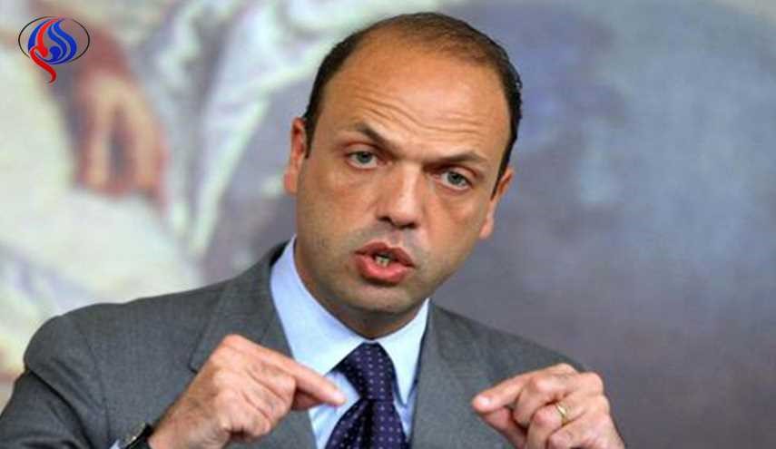 وزير خارجية ايطاليا لظريف: لنا التزام مشترك لمكافحة الارهاب!
