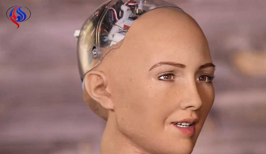 مصاحبه زنده با ربات انسان نما در بی بی سی