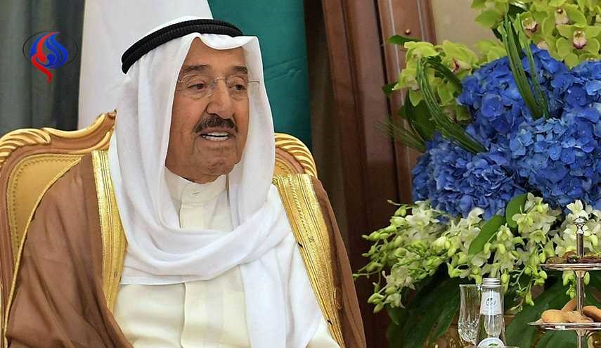 أمير الكويت يحذر من توسع الخلافات الخليجية الى 