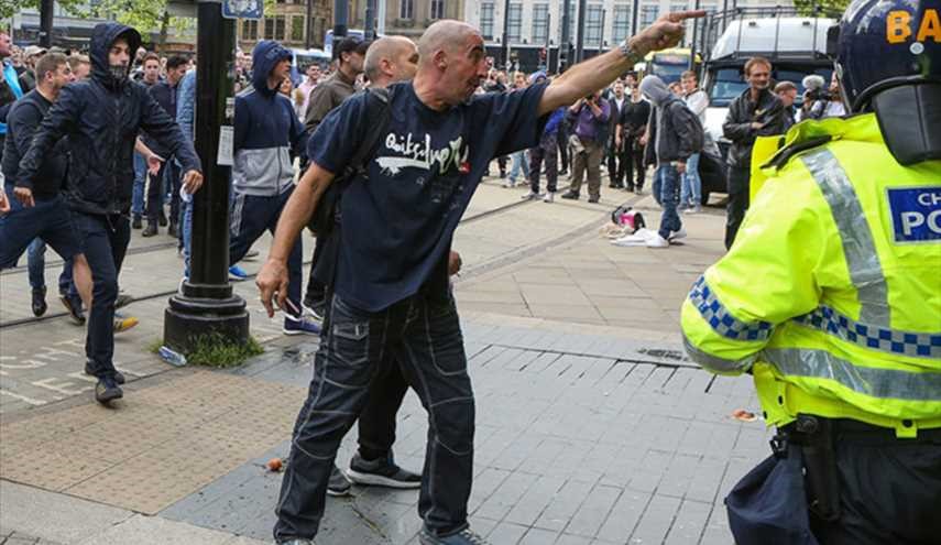 اعمال عنف في مظاهرات ضد الاسلام في مانشستر