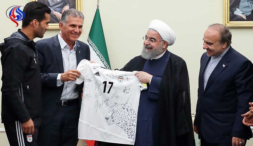 بالصور.. الرئيس روحاني يستقبل مدرب ولاعبي منتخب ايران لكرة القدم