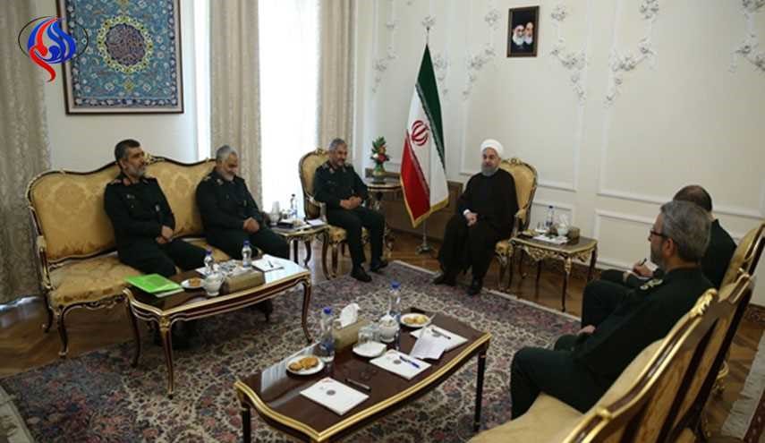 الرئيس الايراني يلتقي كبار قادة الحرس الثوري ويعلن دعمه لخدماته