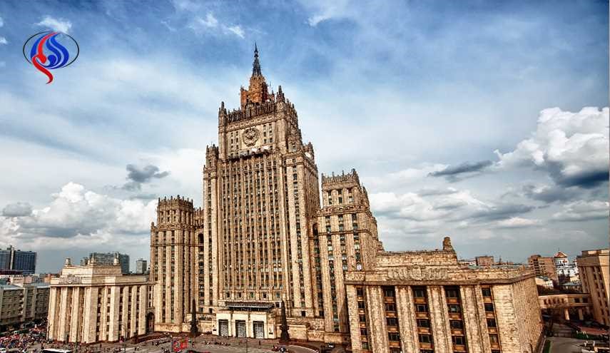موسكو تقلص عدد الدبلوماسيين الأميركان على أراضيها إلى 455 شخصا