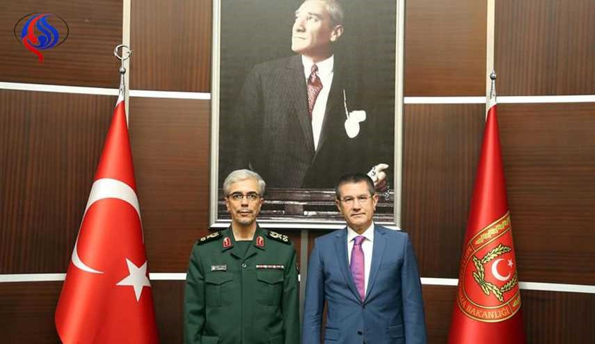 تفاصيل لقاء رئيس الاركان العامة للقوات المسلحة الايرانية ووزير الدفاع التركي