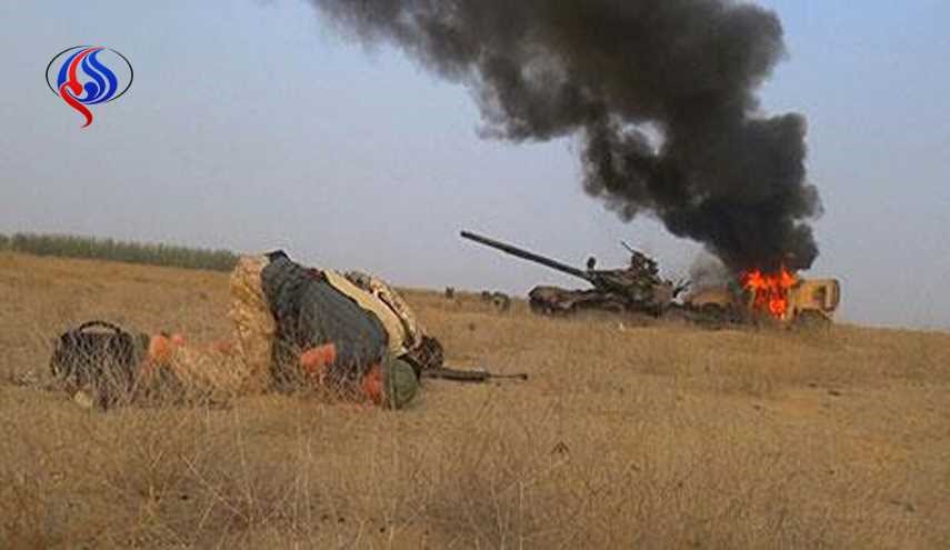 الجيش اليمني يحرق آلية عسكرية للمرتزقة بصاروخ موجه