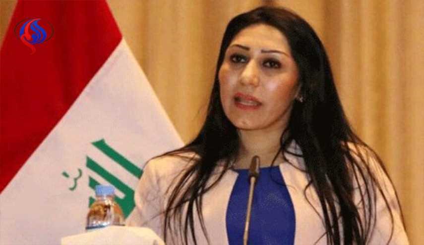 نائبة كردية تندد بحرق العلم العراقي وتطالب البارزاني برفض هكذا ممارسات
