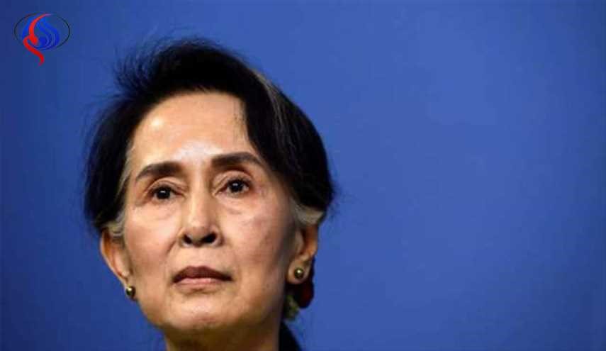 زعيمة ميانمار تتنصل عن مسؤوليتها تجاه قتل مسلمي الروهينغيا