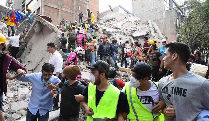 ارتفاع حصيلة ضحايا زلزال المكسيك الى 138 قتيل + صور