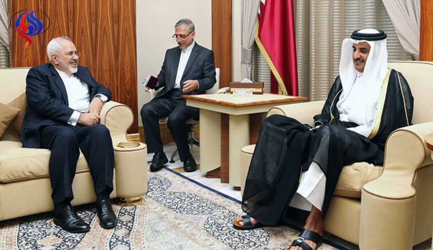 ظريف يلتقي أمير قطر ويبحث معه العلاقات الثنائية