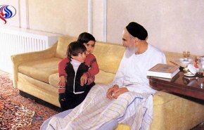 تفاوت غذای امام خمینی(ره) و پاپ به روایت خبرنگار فرانسوی