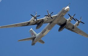 پرواز بمب‌افکن‌های هسته‌ای روسیه بر فراز شبه‌جزیره کره

