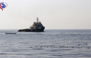کشتی مسافربری در سواحل یمن از کار افتاد 