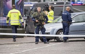 فردی با حمله به پليس فرانسه تعدادی از آنها را زخمي كرد 