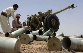 حملات موشکی و توپخانه‌ای ارتش یمن به مزدوران متجاوز